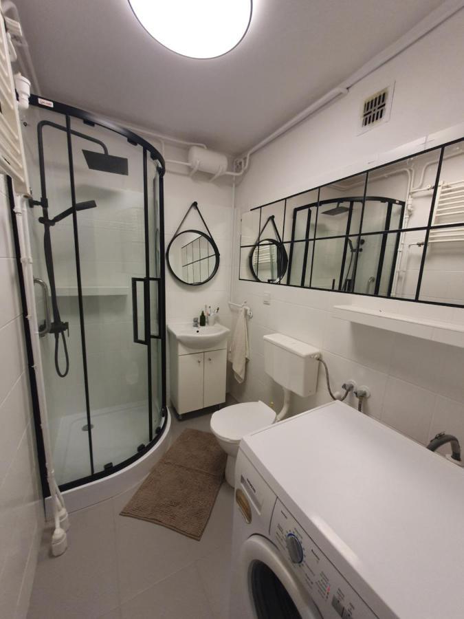 Apartamenty Czesc Краків Екстер'єр фото